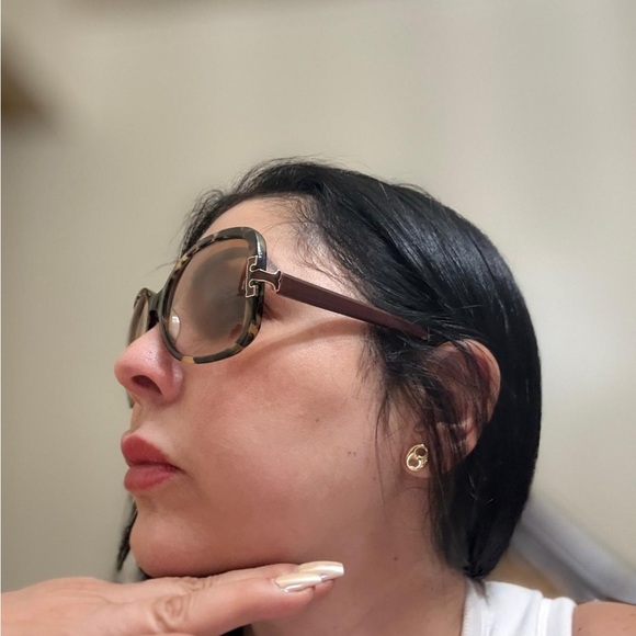 Tory Burch Brown Tortoise Sunglasses - Picture 2 of 3